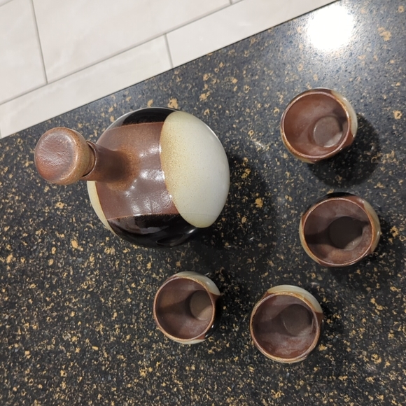 Pottery Decanter & Glasses - Picture 5 of 8